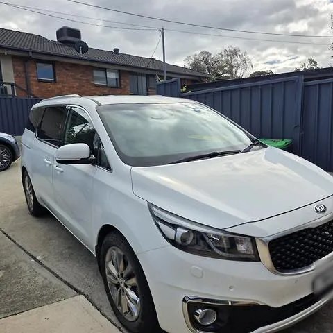 White Kia Carnival Family MPV
